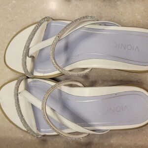 Vionic Embellished Sandal